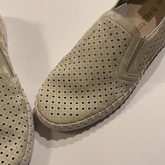 Frogg Toggs SZ 6 Slip On Beige Camo Traveler Shoes New - Picture 9 of 11